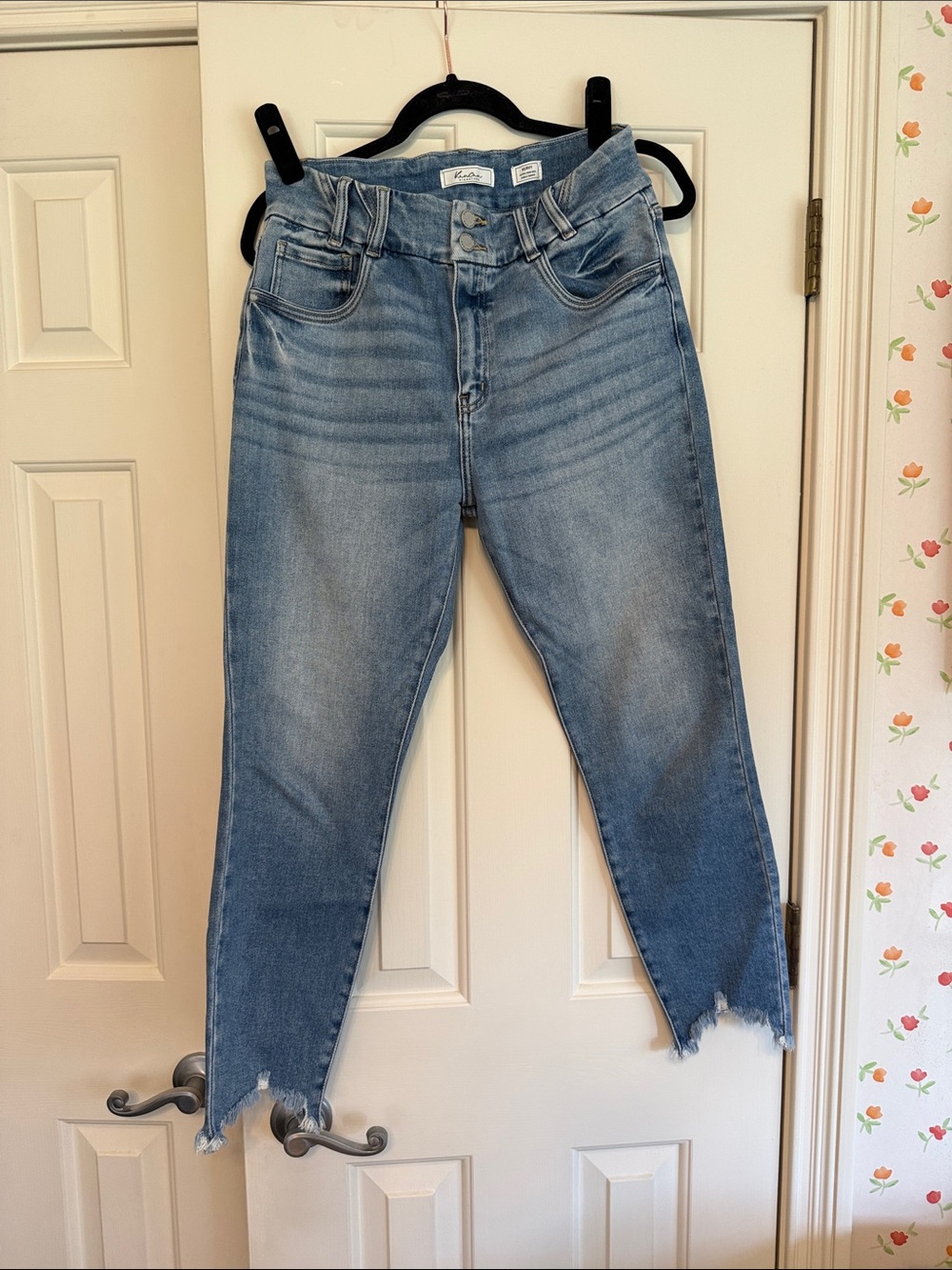 KanCan Light Wash High-Rise Women’s Jeans with Raw Hem